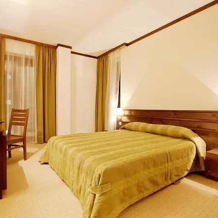 Astera Hotel 4*