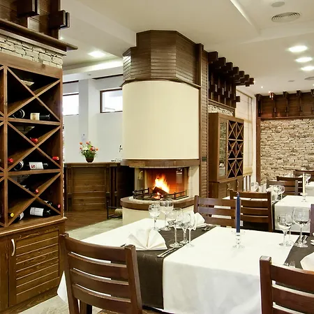 Astera Hotel 4*