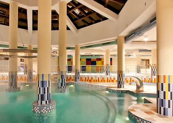 Astera & Szálloda 4*