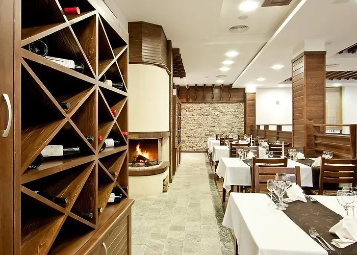 Astera & Szálloda 4*